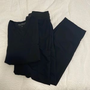 Mandala Scrubs Set in black